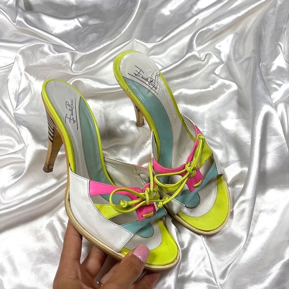y2k vintage Emilio Pucci blue and pink kitten heals